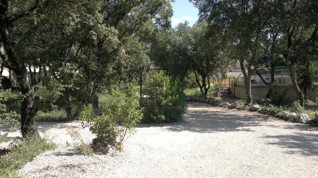Villa A l'Est d'Uzès Saint-Siffret Esterno foto